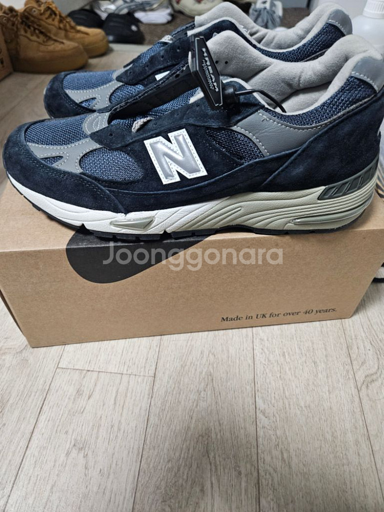 뉴발란스 991 네이비 260사이즈--2