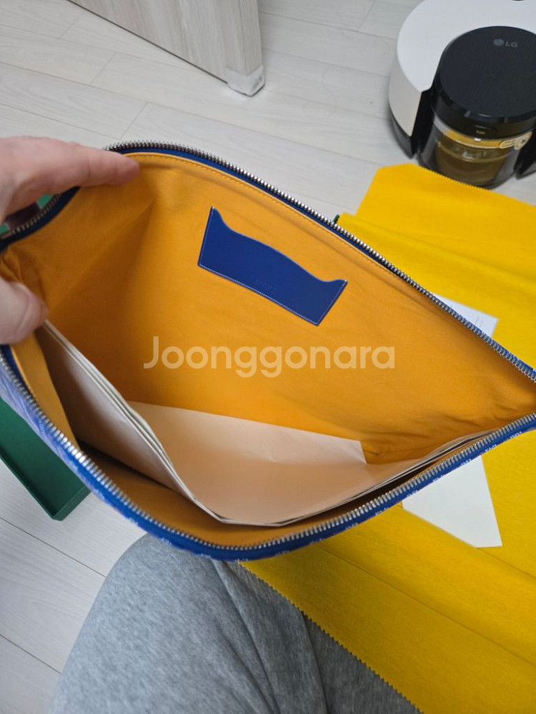 고야드 세나 클러치 gm 사이즈 마카쥬 버젼 판매합니다--6