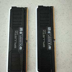 Ballistix max DDR4 4400 램 메모리