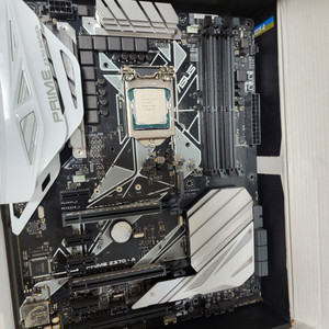 i7 8700k prime z370-a 팝니다.