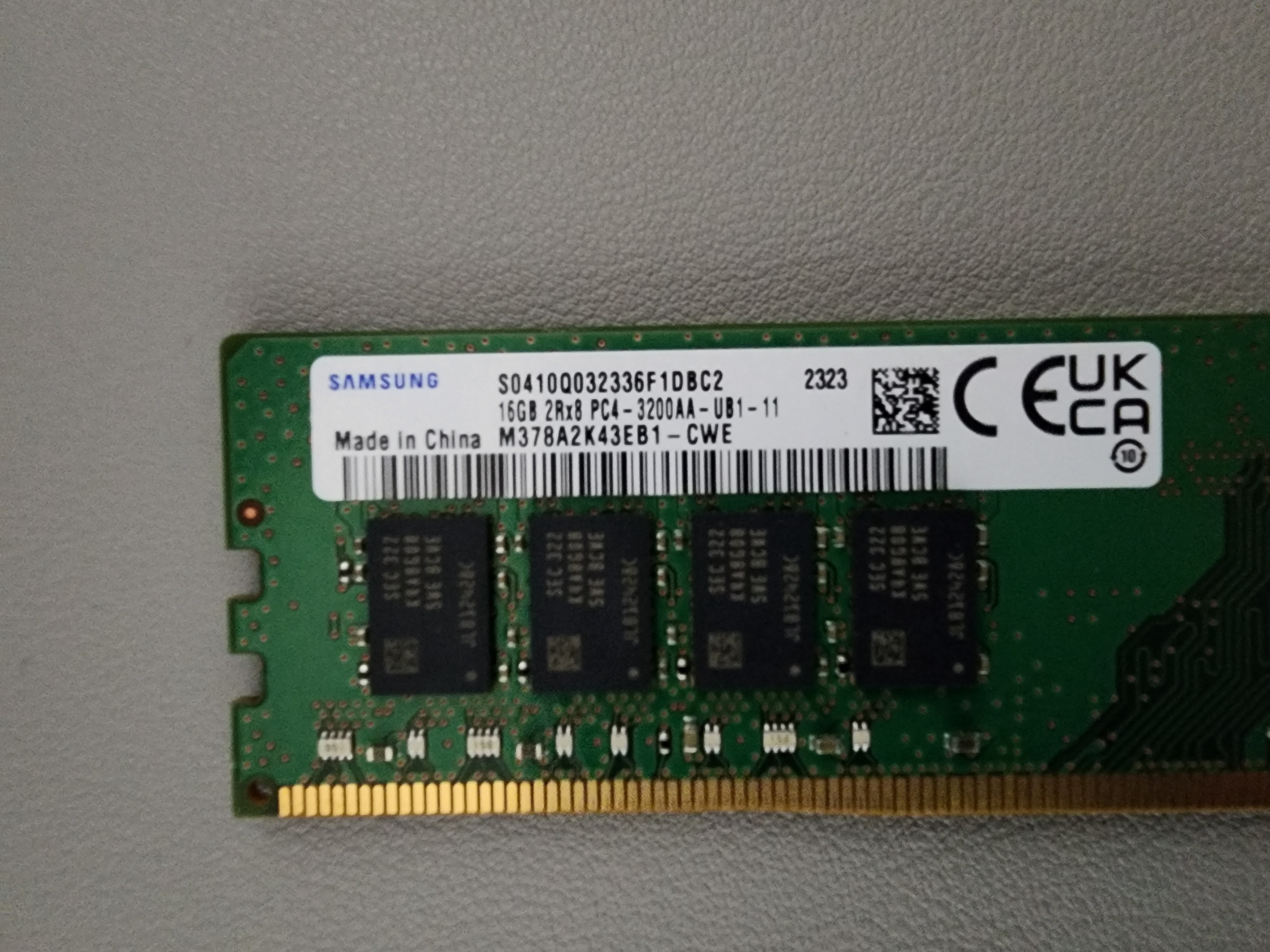 삼성 ddr4 32g 3200 16 x2 팝니다.