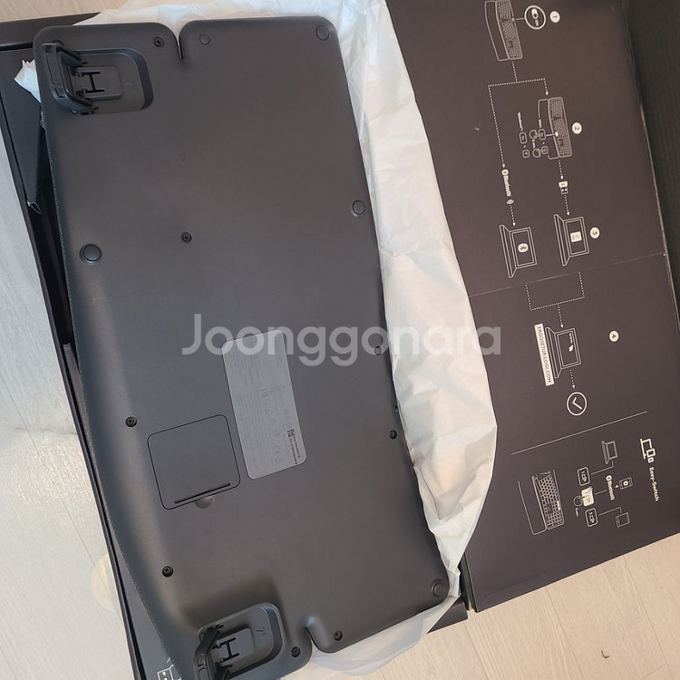 로지텍 인체공학 키보드 ERGO K860--4