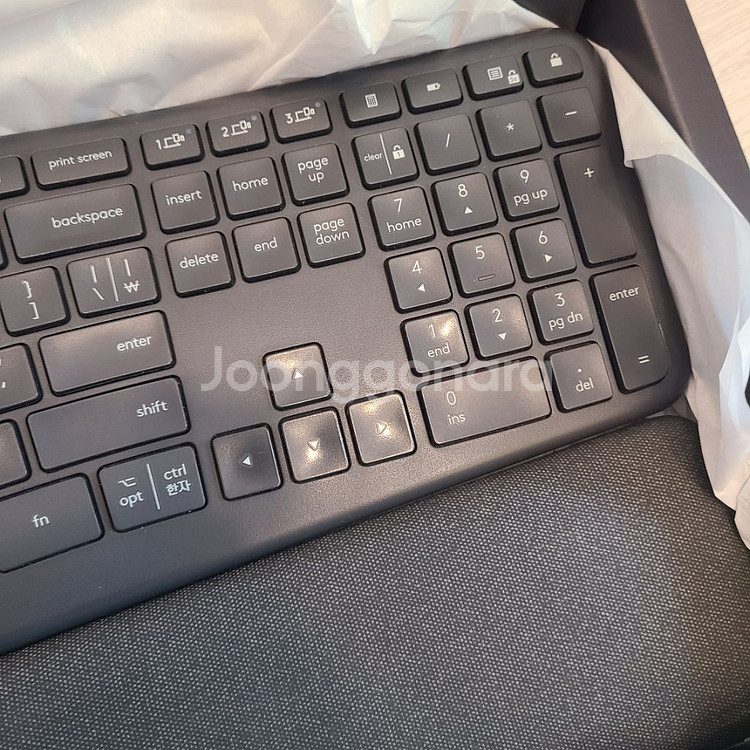 로지텍 인체공학 키보드 ERGO K860--3