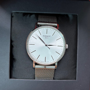 티쏘(TISSOT) everytime 40mm 손목시계