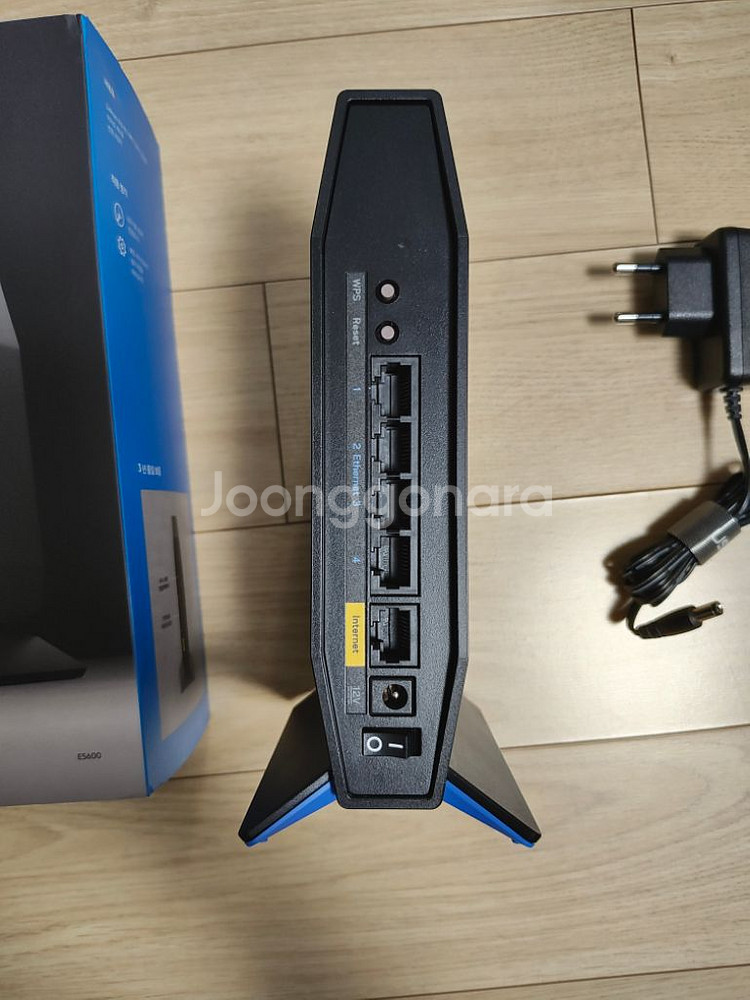 링크시스 E5600 와이파이 공유기 팝니다--1