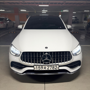 벤츠 GLC 220d 쿠페 20년식 판매합니다