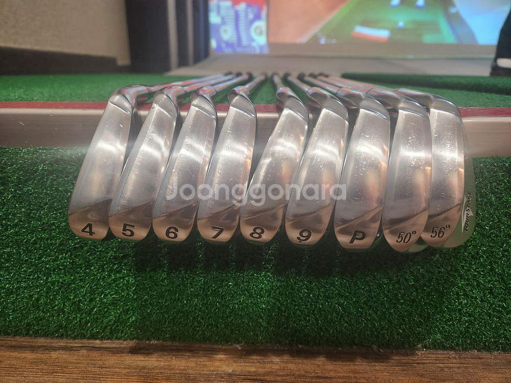 투어스테이지 V300 4세대 9pcs 아이언--1