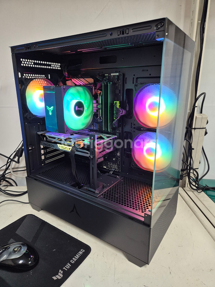 라이젠 5700X+RX6600XT+16GB 게이밍PC--2