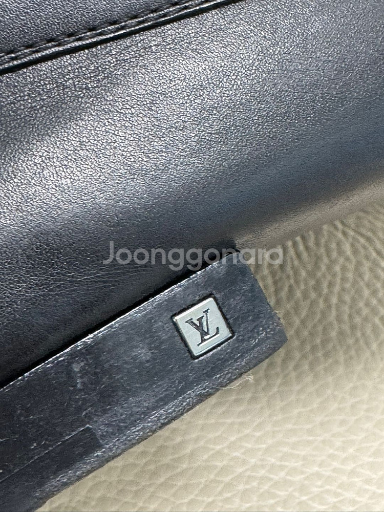 255 루이비통 다미에--4