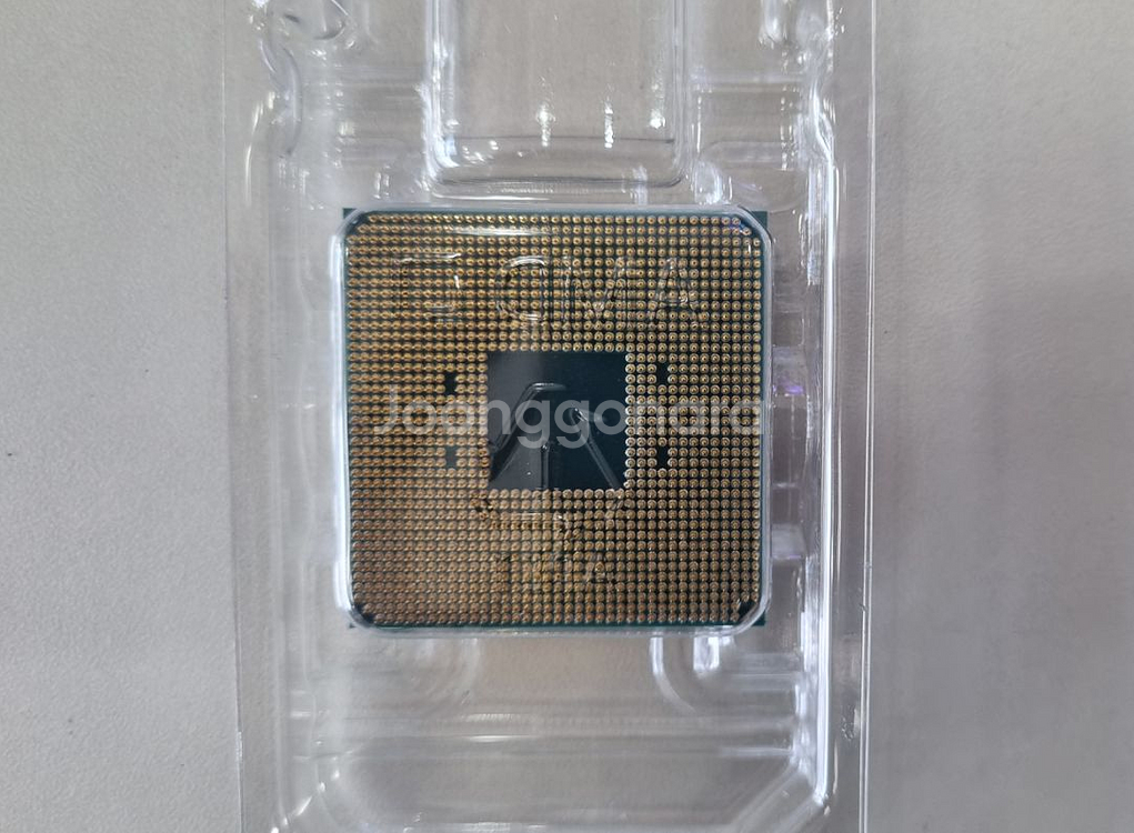 AMD라이젠 1700X 미사용 정품쿨러포함--2