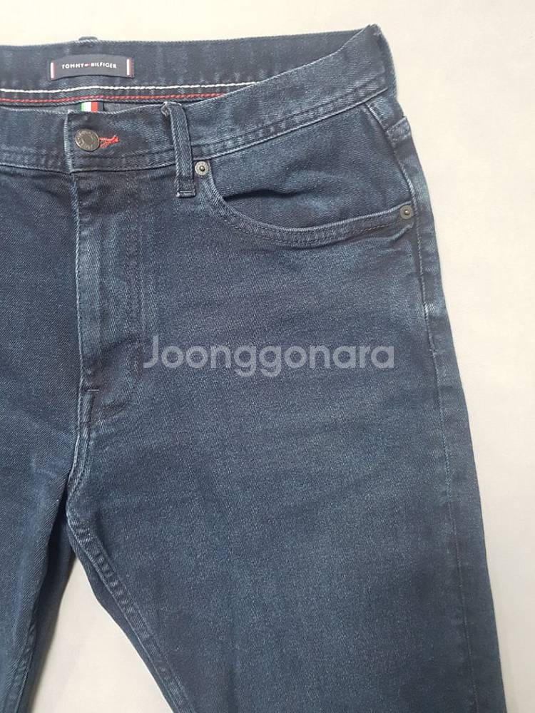 [32] 타미힐피거 진청 와이드 테이퍼드 진 청바지--2