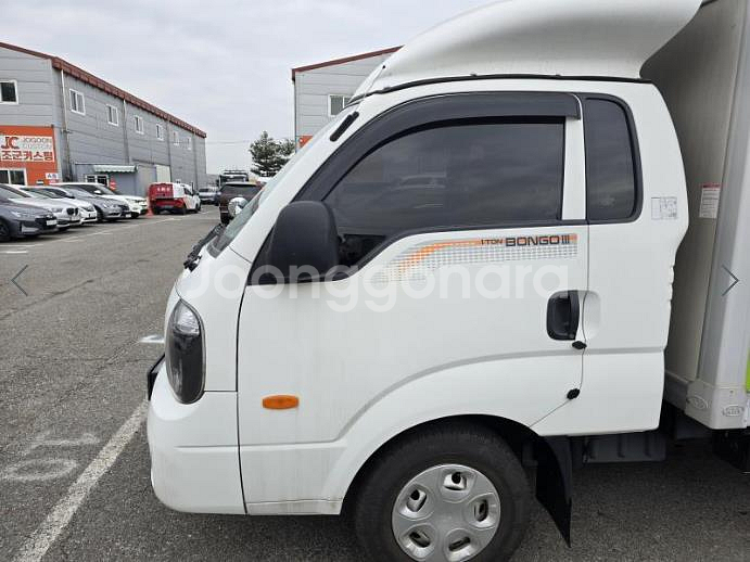 @13년식 봉고Ⅲ화물 내장탑차 1톤 킹캡 전국최저가격--2