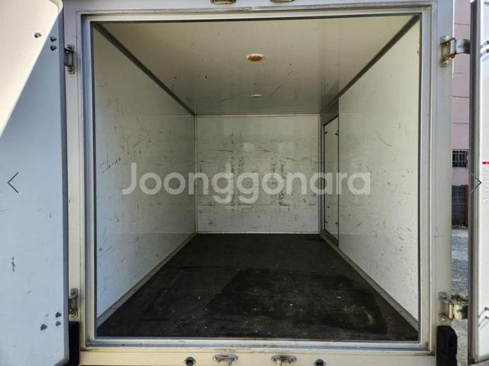 @13년식 봉고Ⅲ화물 내장탑차 1톤 킹캡 전국최저가격--4