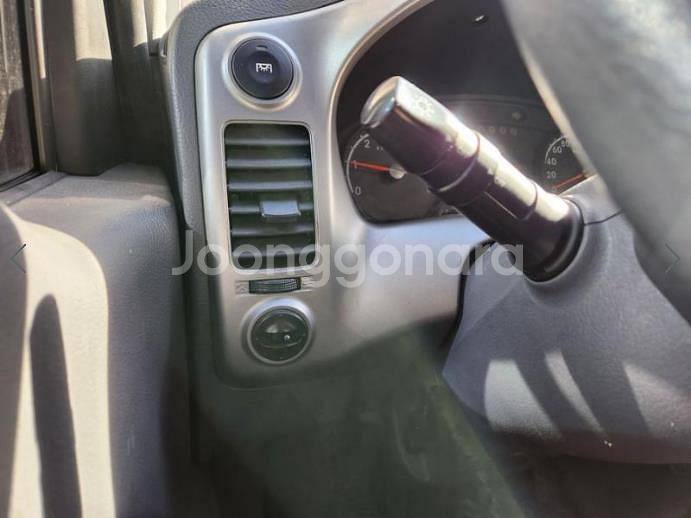 @13년식 봉고Ⅲ화물 내장탑차 1톤 킹캡 전국최저가격--9