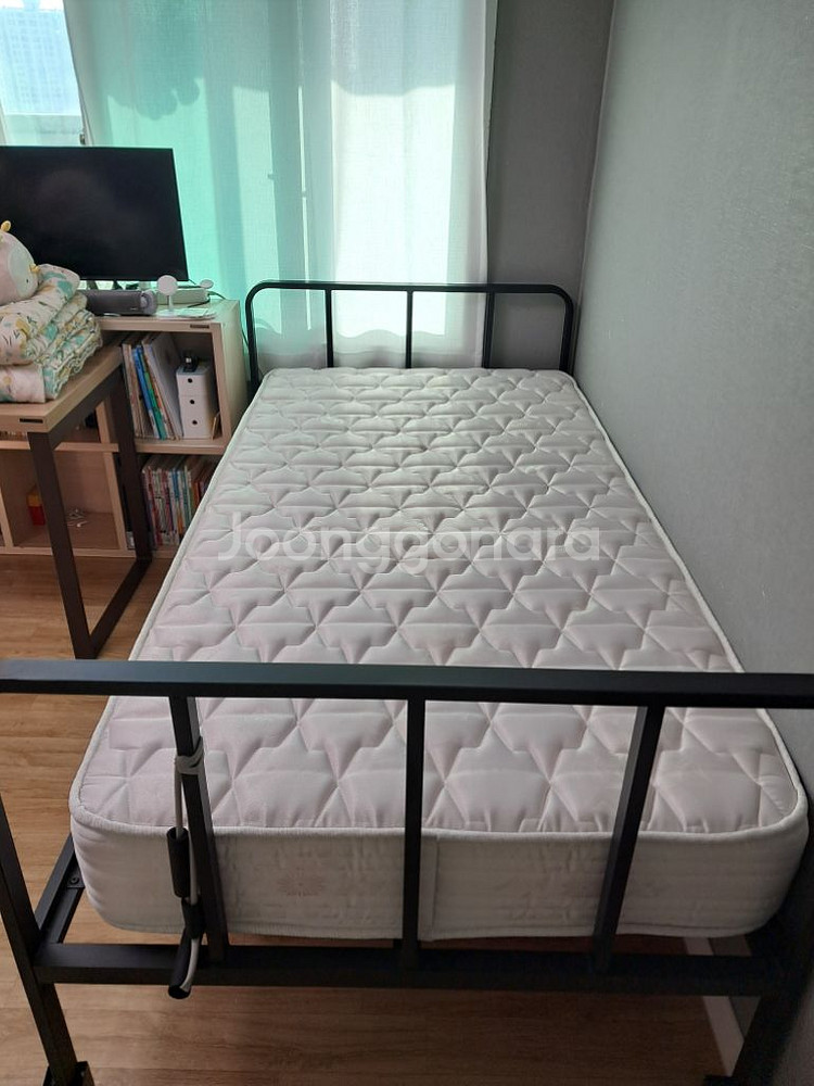 마켓비 철제침대--2