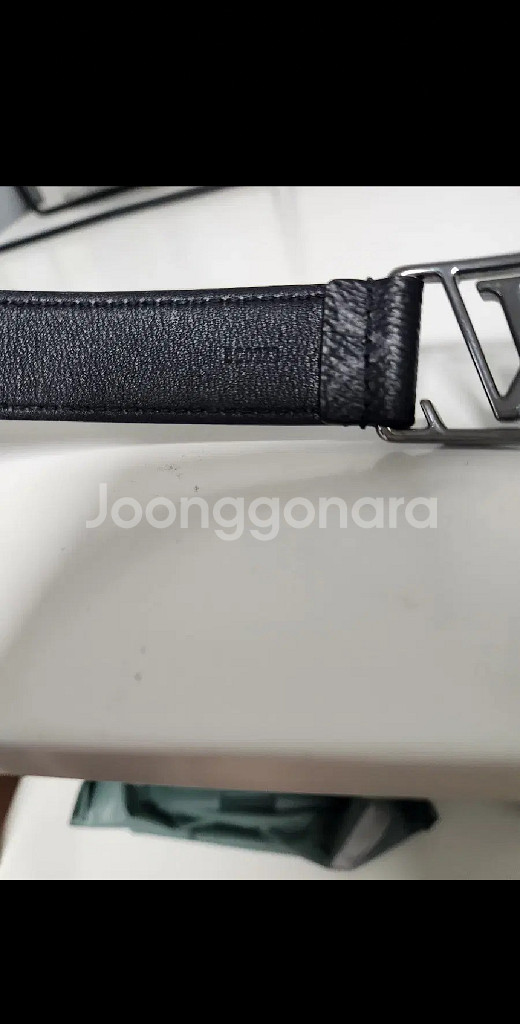 루이비통 m8151e모델 기스도 없는 거의 새 상품 판--4