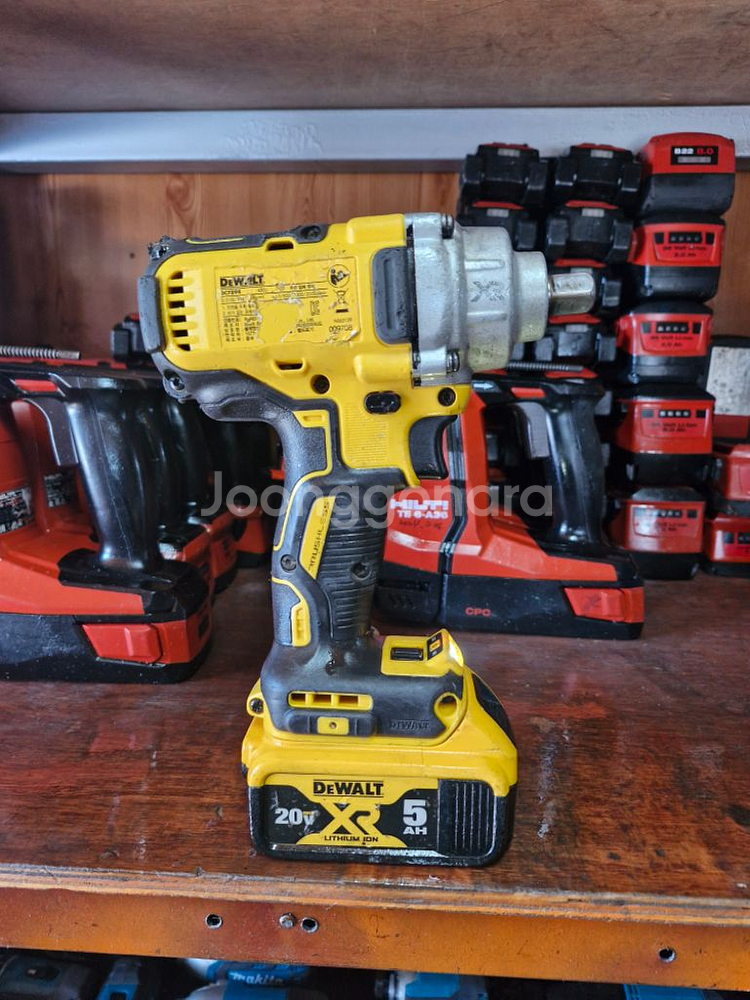 디월트미드토크임팩렌치DCF894 속도조절 충전임팩.A---3