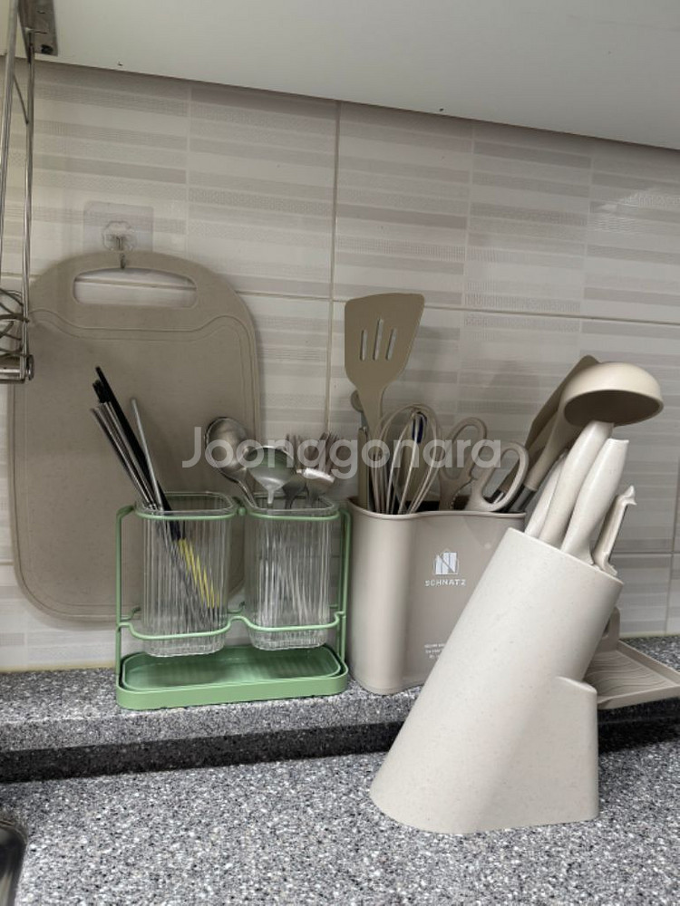 에어비앤비 정리(가구,소품,침대 등 판매)--7