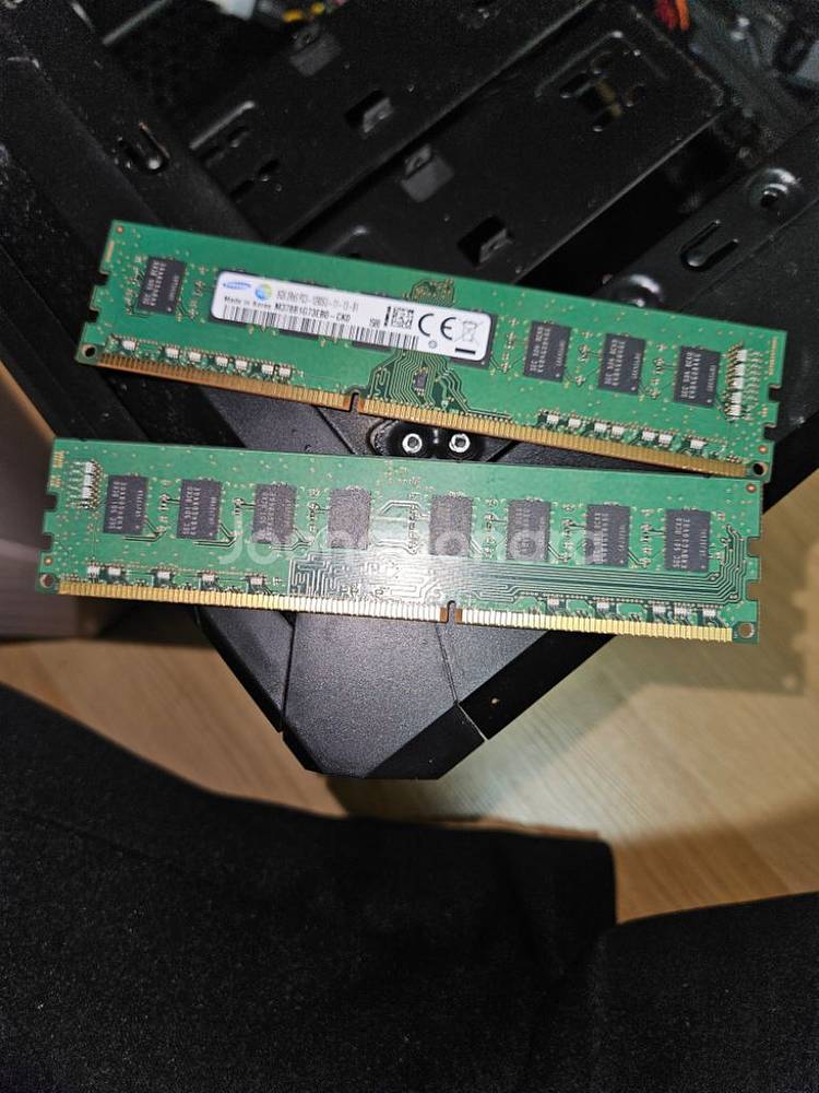 i7 4790(쿨러,메인보드 포함),8GB 렘 2개--2