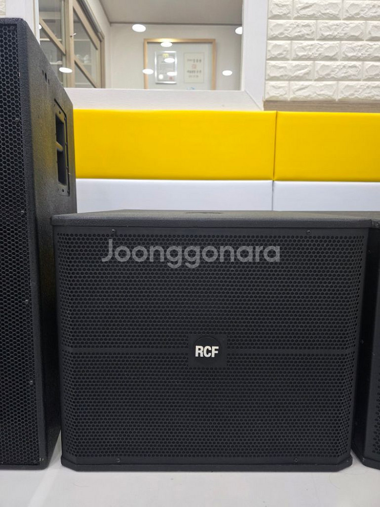 18인지 B&C우퍼 700w 1조--4