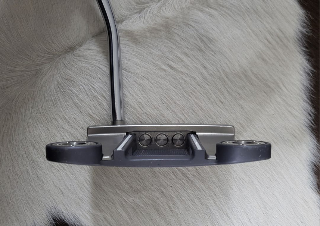 정품) 스카티카메론 크라운 푸추라6 퍼터 이미지