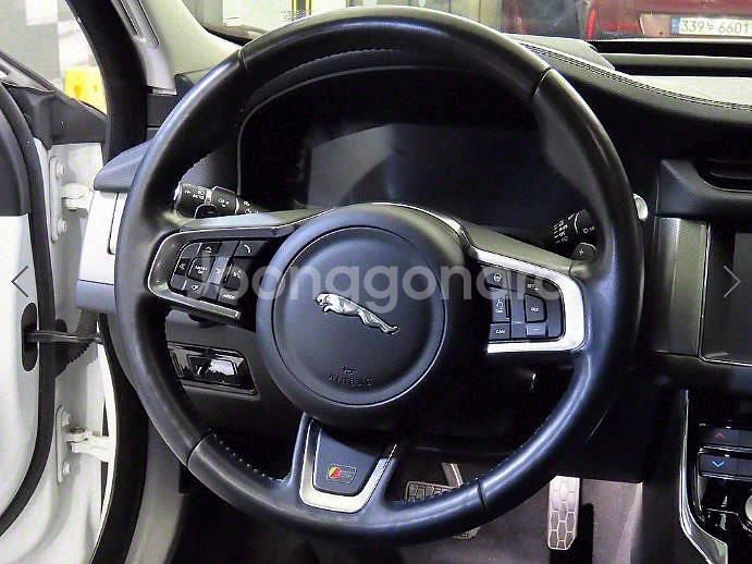 @18년식 XF(2세대) 2.0 20d AWD 프레스--7