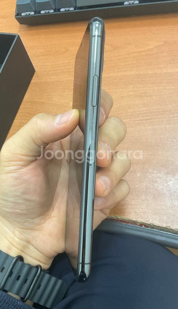 아이폰 11 프로 맥스 256--4