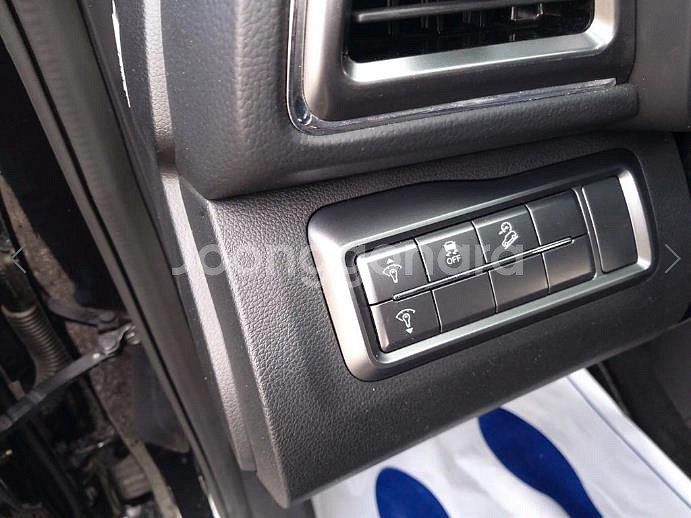 @20년식 베리 뉴 티볼리 1.5 가솔린 2WD V1--7