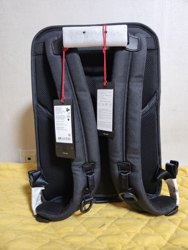 투미 알파 슬림 리플렉티브 자카트 백팩