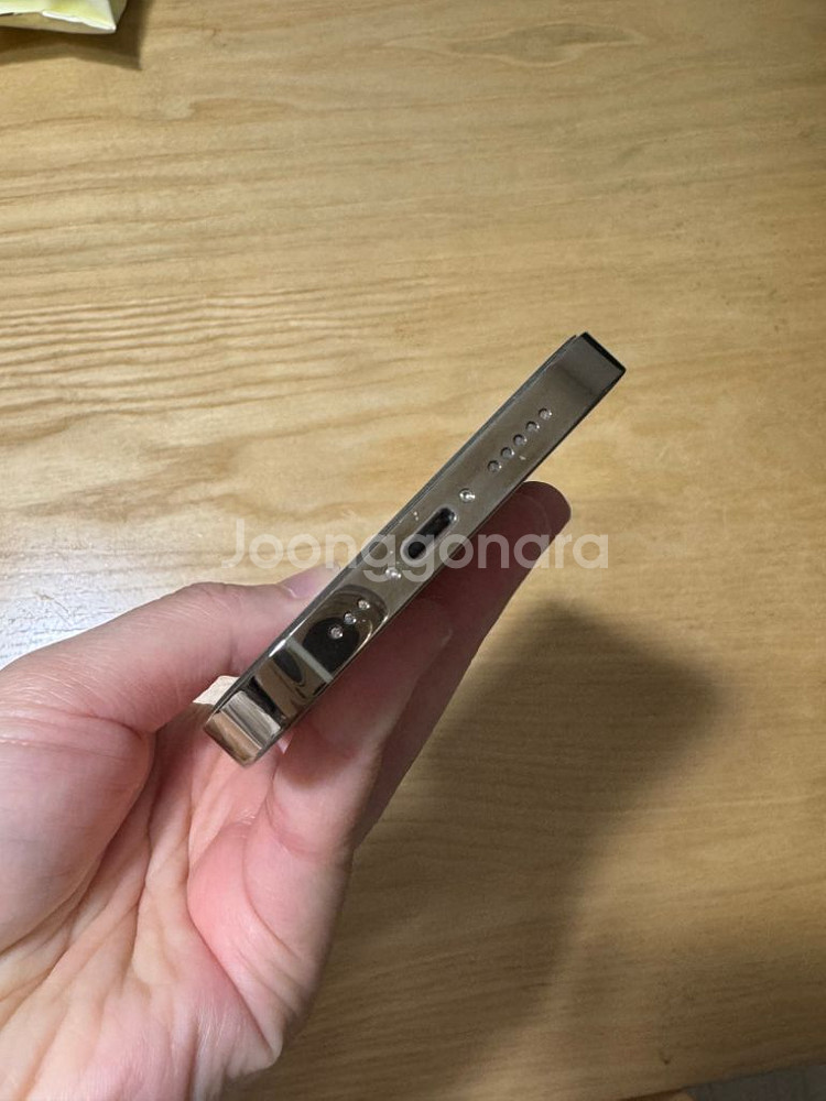 아이폰 14pro 256GB 파손핸드폰 판매합니다--5