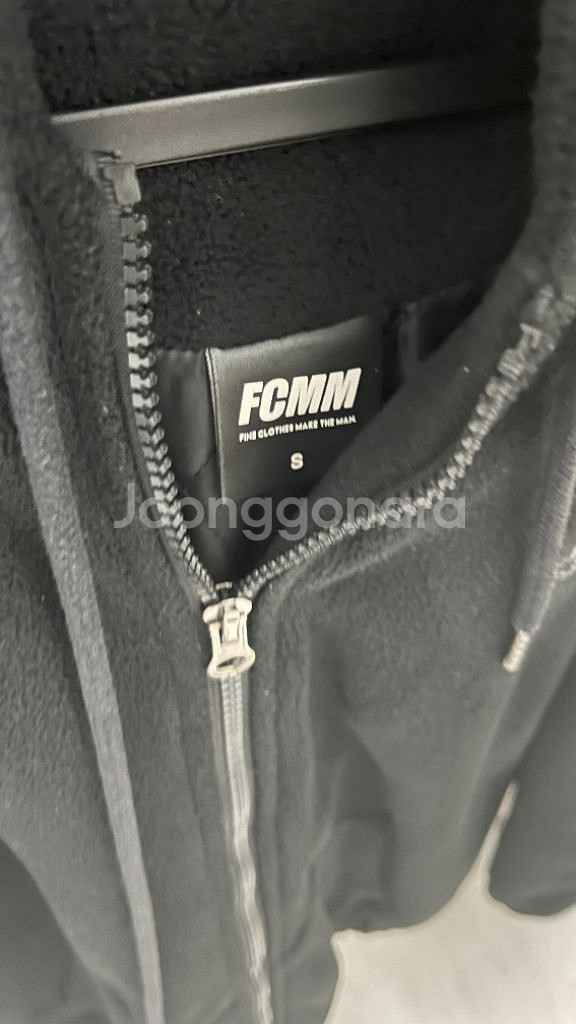 FCMM 빅로고 플리스 점퍼 블랙 S--7