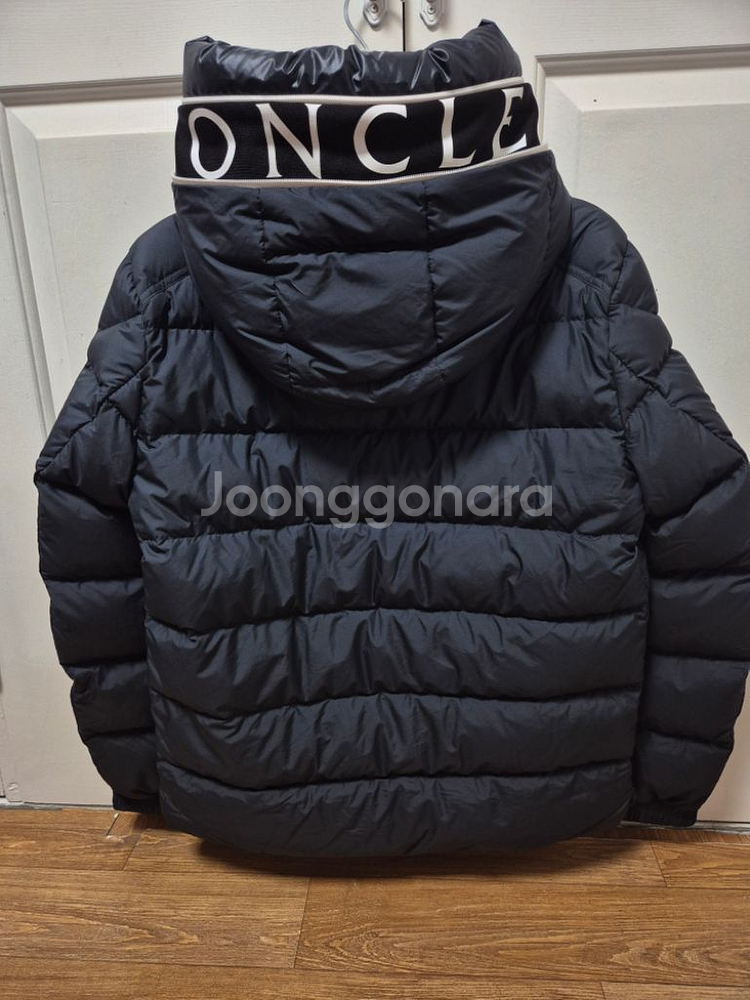 몽클레어 카데레 22fw 2사이즈--2