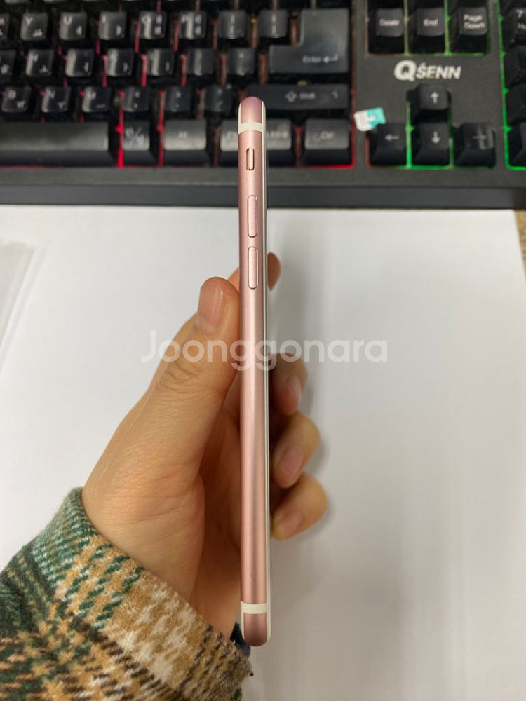 아이폰7 로즈골드 AA급 32GB 무잔상 배터리91%--4