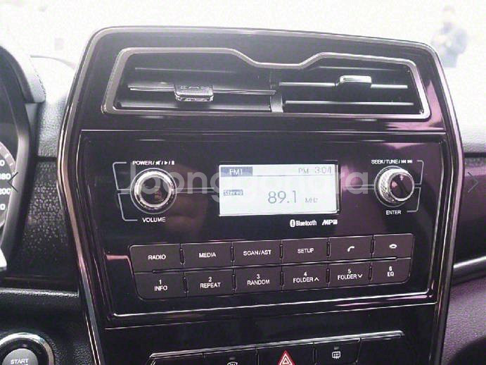 @20년식 베리 뉴 티볼리 1.5 가솔린 2WD V3--7