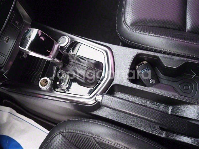 @20년식 베리 뉴 티볼리 1.5 가솔린 2WD V3--5