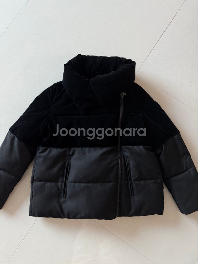 알마니 패딩 아르마니 몽클레어 막스마라 프라다--7