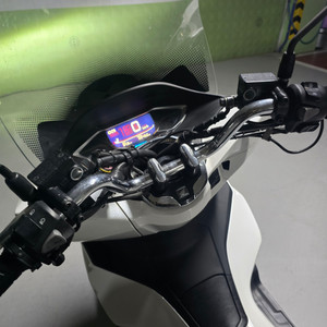 PCX 125 ABS 22년 중고 오토바이 스쿠터