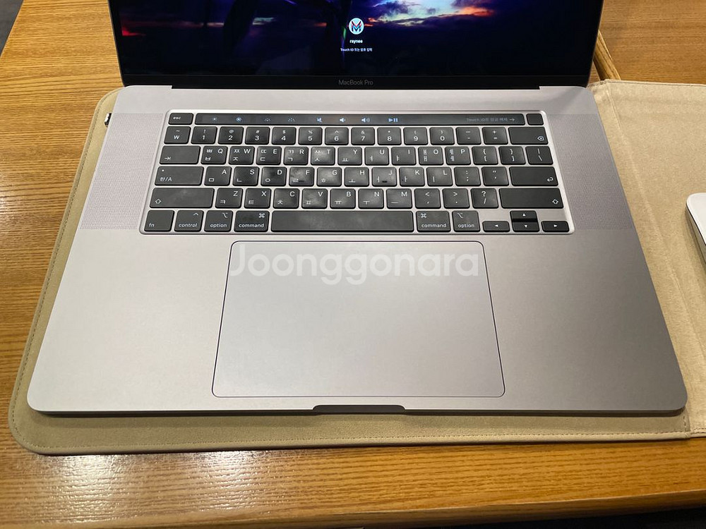 맥북프로 2019 15인치 터치바 i7 16GB 512--2