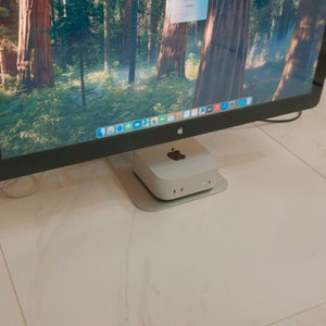 맥미니 m4 2tb& 애플 썬더볼트 디스플레이