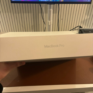 맥북 프로 14 M4 36GB 1TB