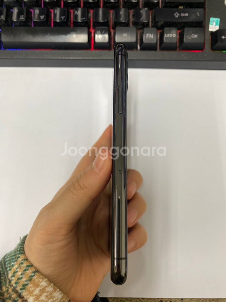 아이폰11프로 그래파이트 A급 256G 배터리100%--5