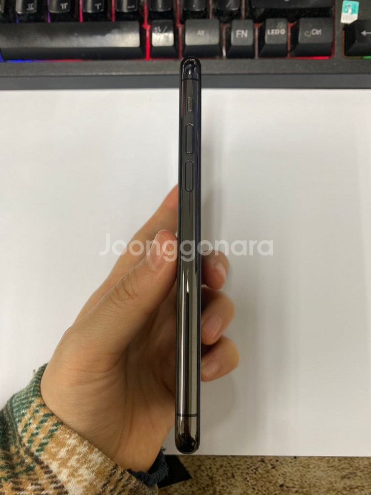 아이폰11프로 그래파이트 A급 256G 배터리100%--4