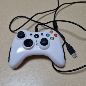 xbox360 게임패드 판매합니다!