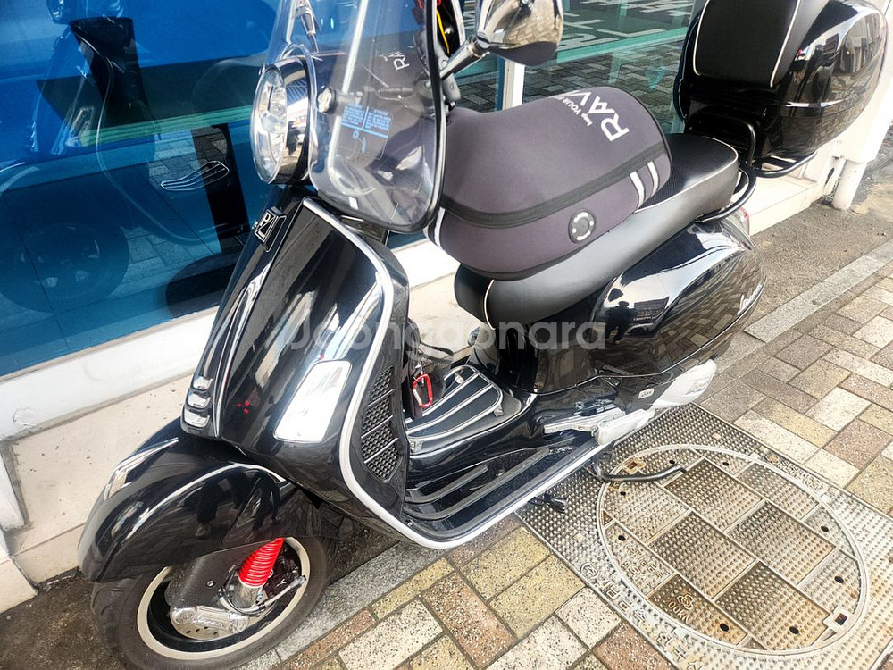 베스파 gts125 hpe 풀옵--1