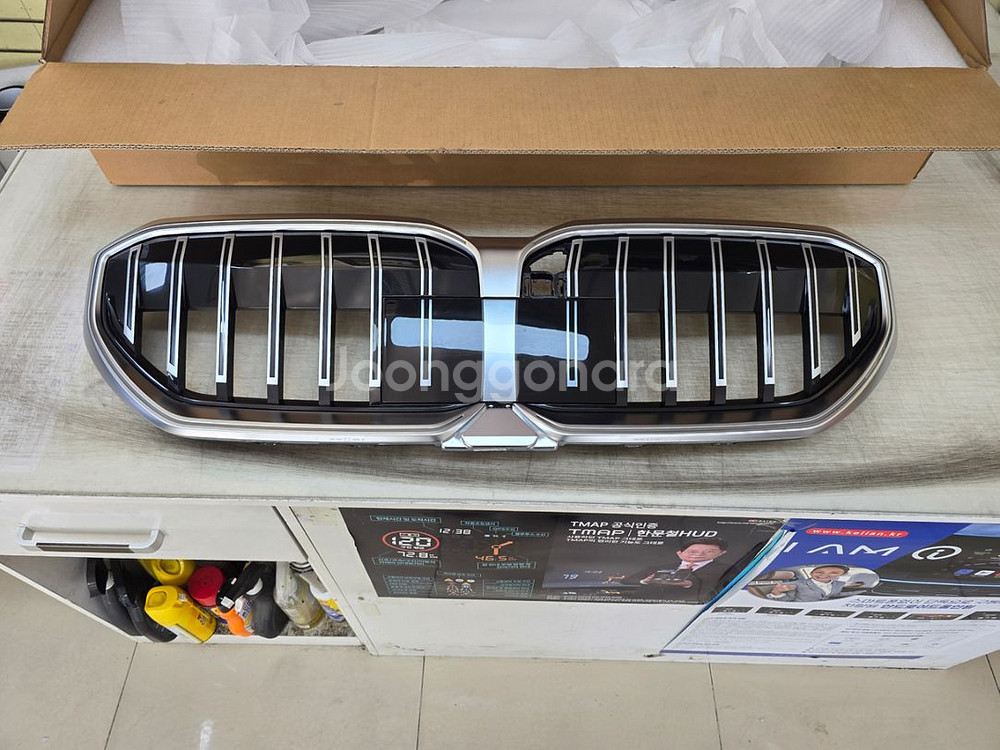 bmw g60 m 아이코닉 글로우 그릴(새상품)--0