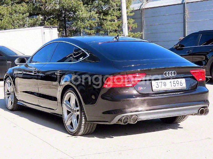 @13년식 S7 4.0 TFSI 콰트로 전국최저가격--2