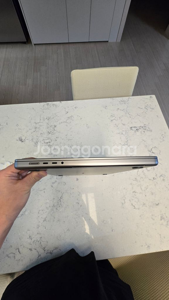 맥북프로 M1 Max 16인치 32G 1TB 팝니다--8
