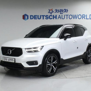 @18년식 XC40 2.0 T4 AWD R 디자인 전