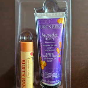 새상품) BURTS BEES 립밤 핸드크림 듀오세트