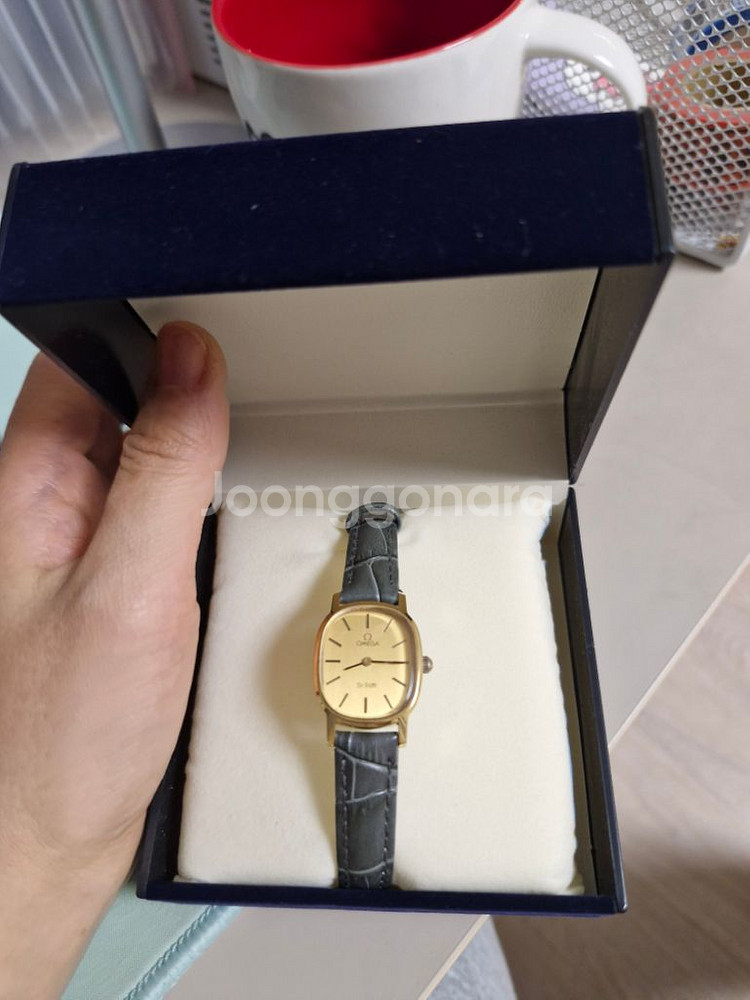오메가 드빌 수동 오토매틱 빈티지 시계 이청아--1